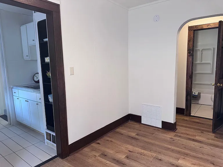 60 W Cotton St — Photo 7