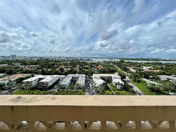 4th image of 10185 Collins Ave Ph 6