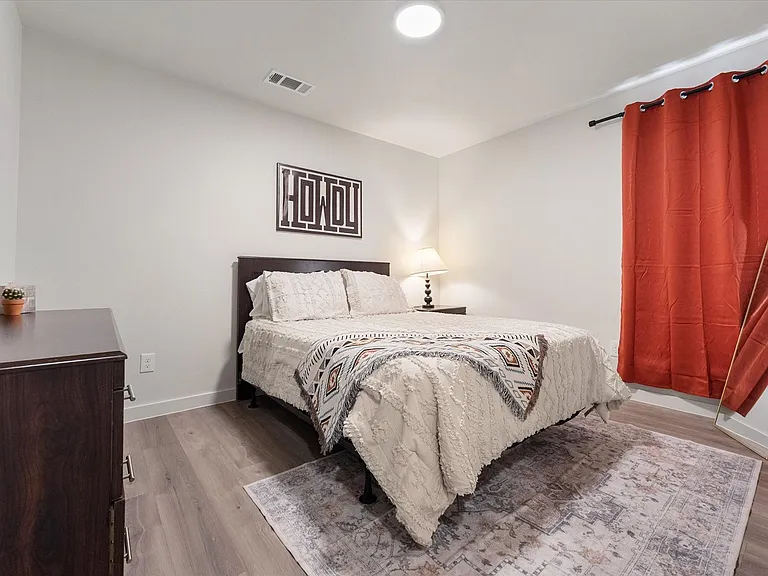 2133 Langford Ave — Photo 20