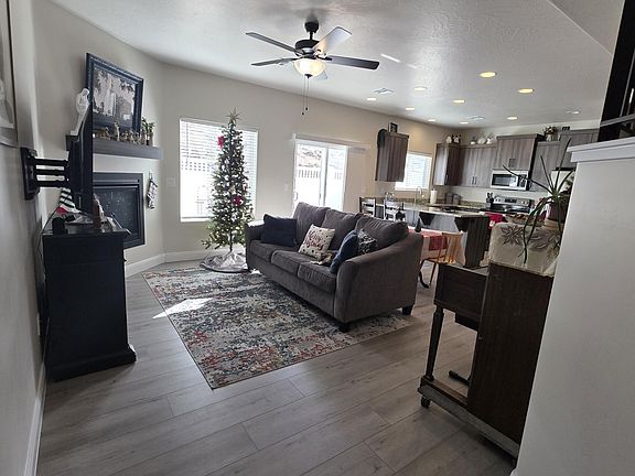 4th image of 668 E Fiddlers Cove Dr Unit 39