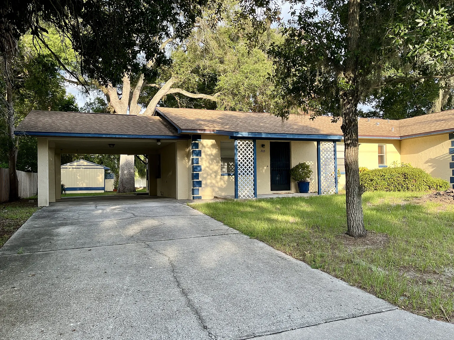 705 Bayou Ave — Photo 1