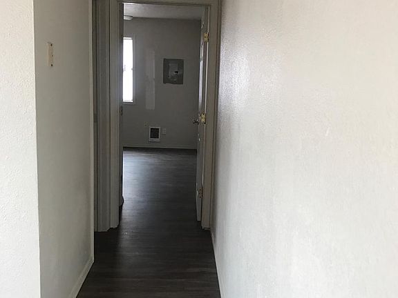 2nd image of 301 S Avenue D APT 1
