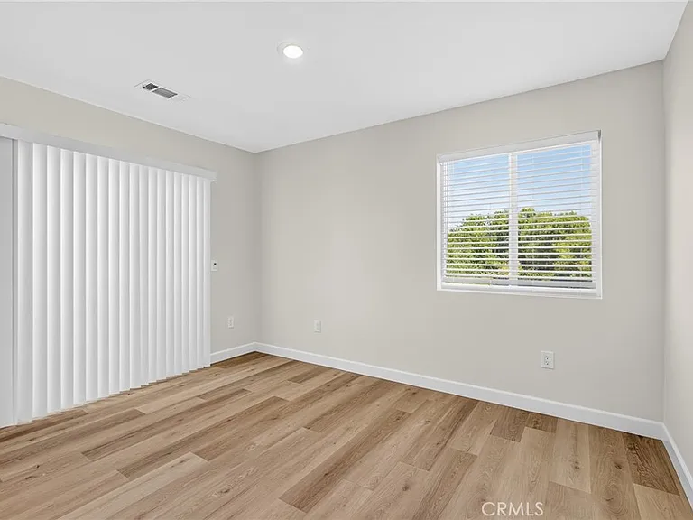 593 E 12th St #2 — Photo 19