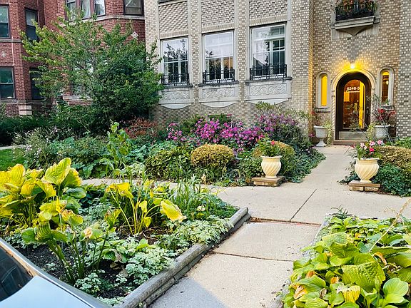 2nd image of 6250 N Washtenaw Ave #3N