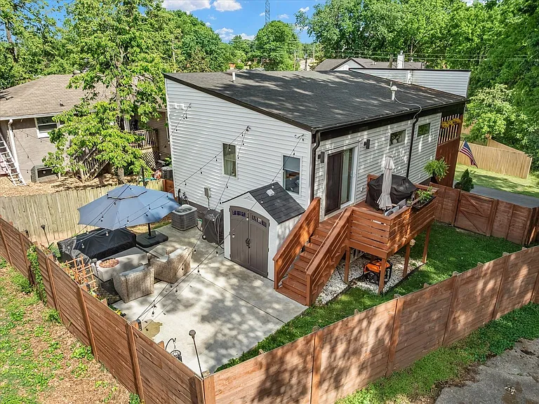 308 Sunliner Dr — Photo 29