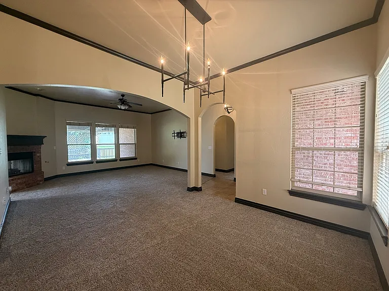 19132 Cottonwood Ct — Photo 8
