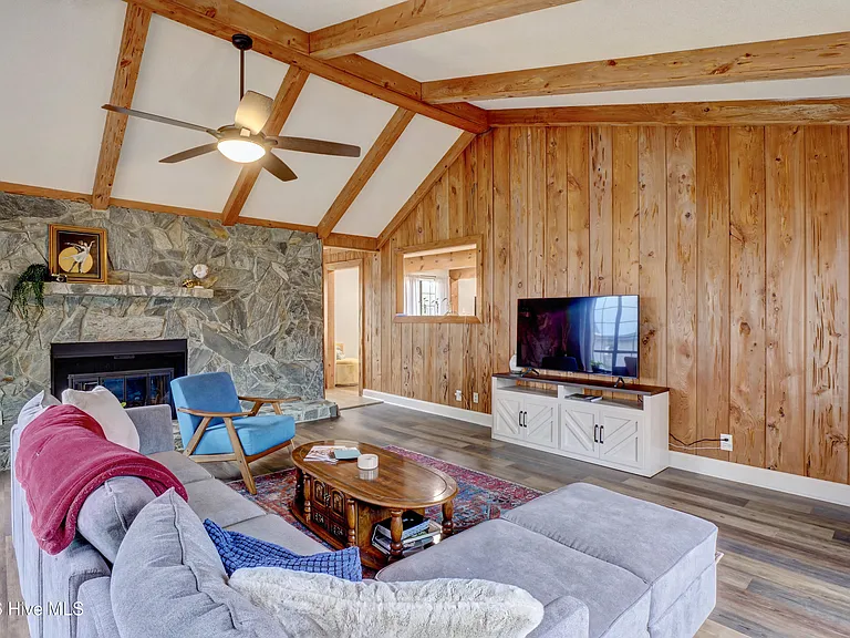 206 Long Leaf Rd — Photo 26