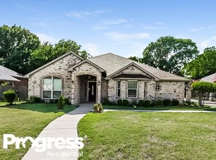 131 Annette St, Lancaster, TX 75146