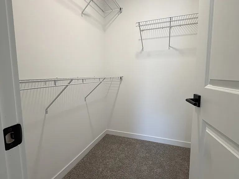71 Woodsdale Pl SE — Photo 15