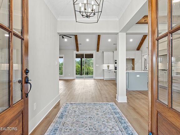 4th image of 3355 Old Plantation Way