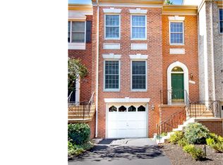 5123 Woodfield Dr, Centreville, VA 20120