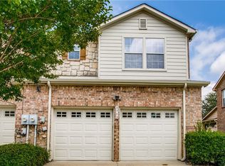 2713 Olympic Park Dr, Grand Prairie, TX 75050