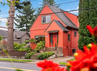 4424 SE Stark St, Portland, OR