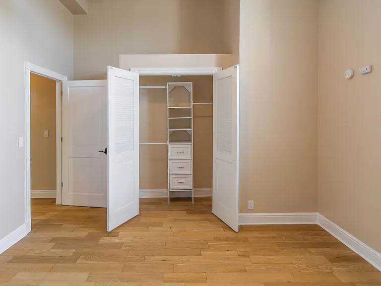 300 Communipaw Ave #106 — Photo 8