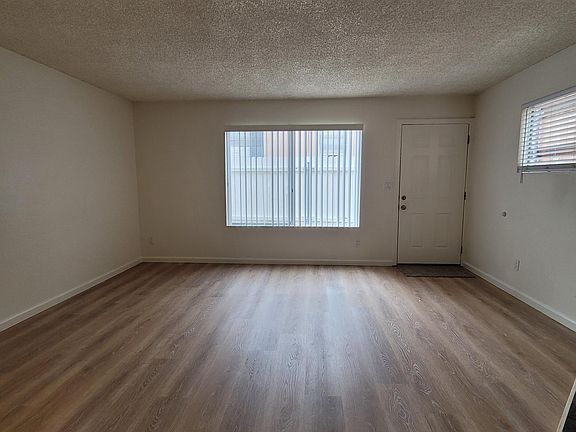 3rd image of 1827 Missouri St APT A