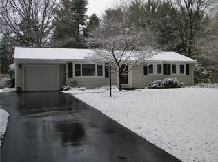 32 Harvest Rd, Fairport, NY 14450