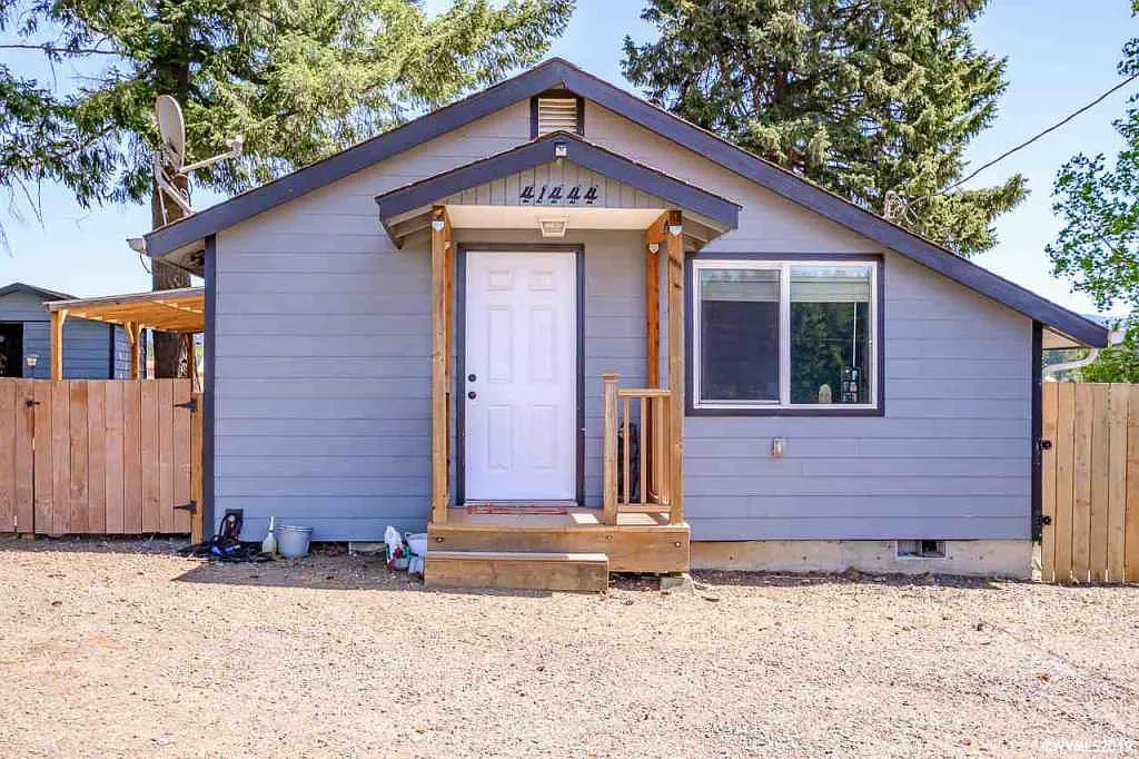 41444 Lacomb Dr photo 1