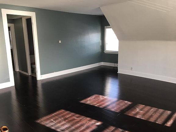 2nd image of 319 Bryant St #3