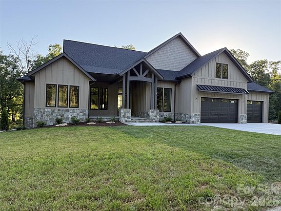 2nd image of 246 Turkey Ridge Rd