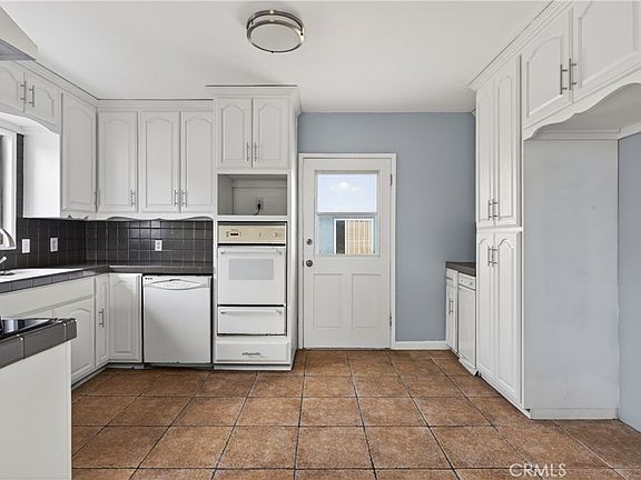 5th image of 1405 Westminster Ave