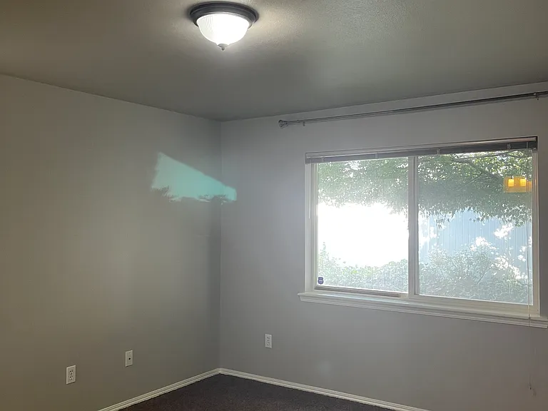101 Plum Ln #2 — Photo 6