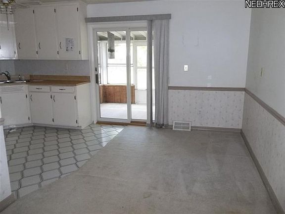 5th image of 35585 Admiral Dr