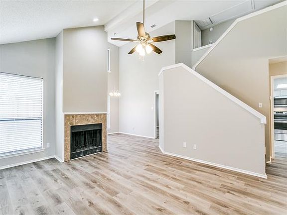 5th image of 3840 Suffolk Ln