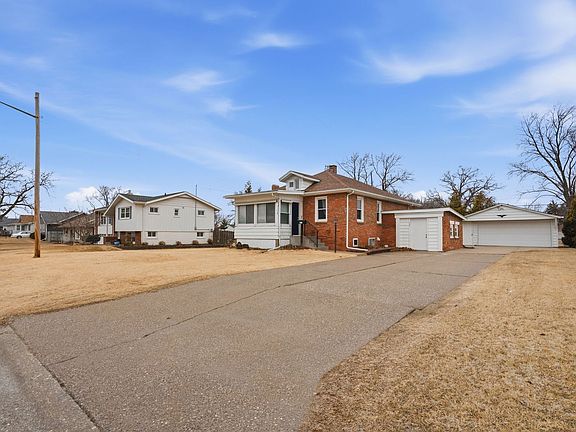 2nd image of 4301 17th Ave