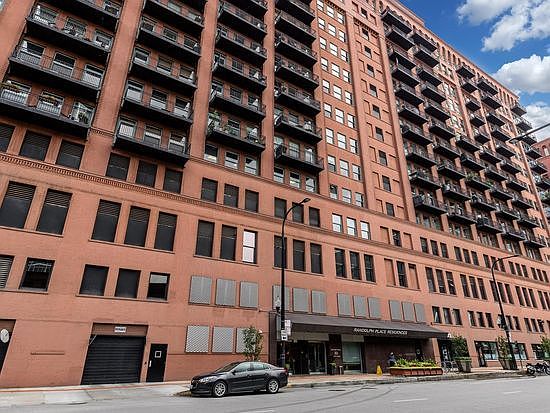 1st image of 165 N Canal St APT 506