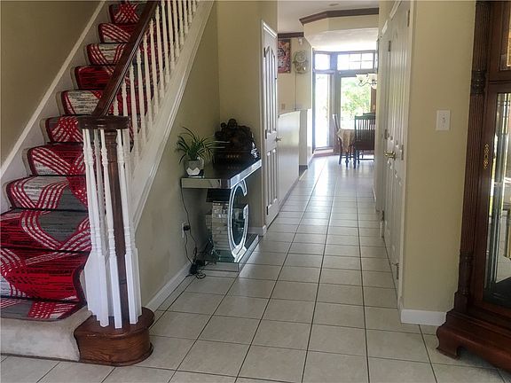 5th image of 5076 Brownsville Rd