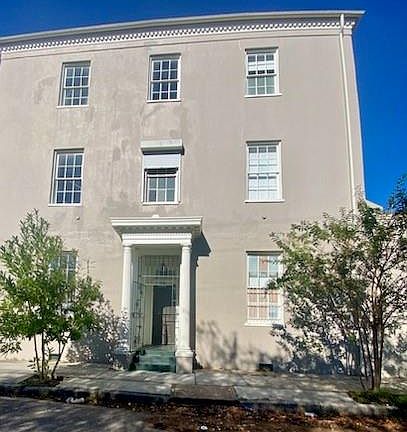 3rd image of 1035 Gallier St #1103