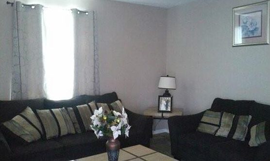 3rd image of 4901 Adrian Campos St