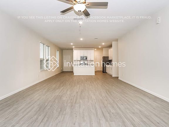 4th image of 32622 Pearl Rose Dr