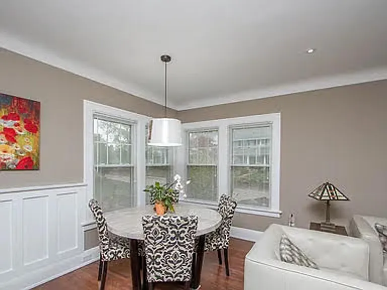1601 Circular Rd — Photo 6