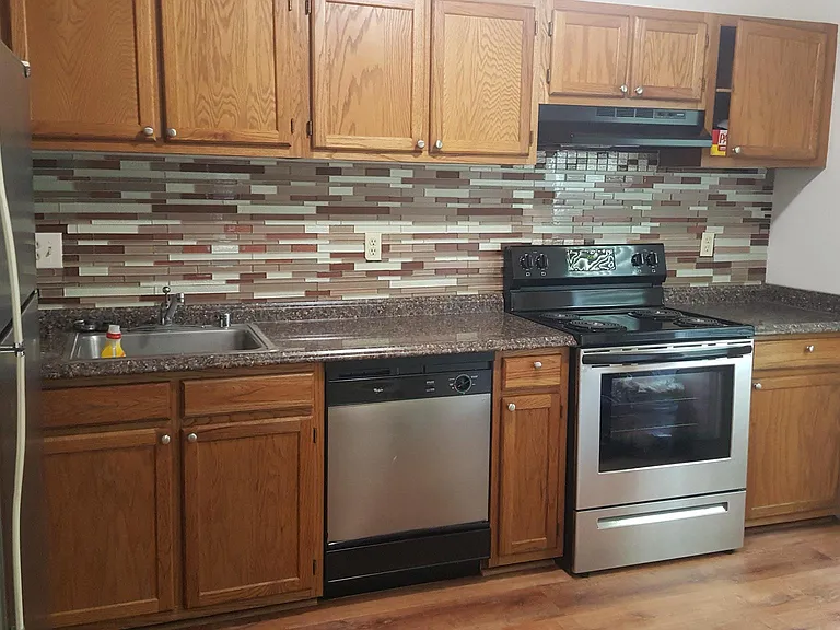 7918 Suiter Way — Photo 8