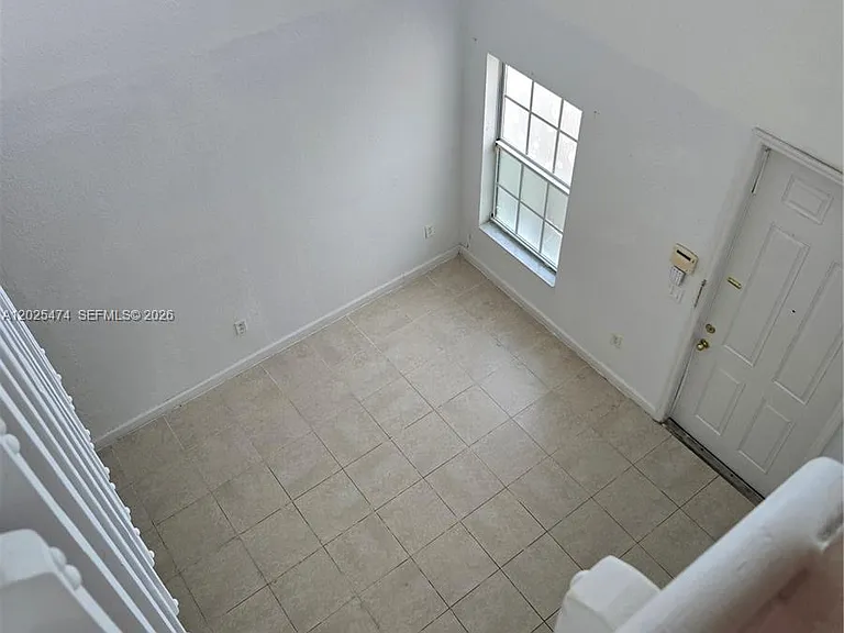 4136 NE 24th St #4136 — Photo 5