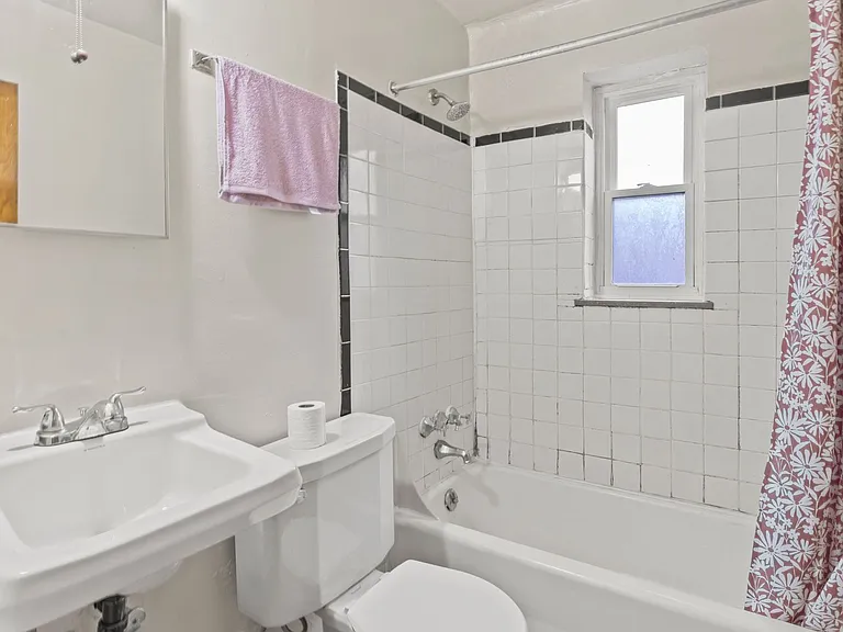 415 Volkert Pl — Photo 6