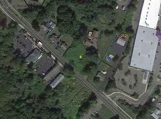 100 Pomeroy Ave, Meriden, CT 06450