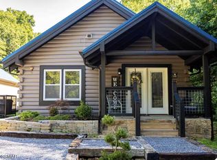 1656 Walker Trl, Sevierville, TN 37876