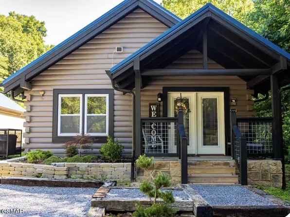1656 Walker Trl, Sevierville, TN 37876