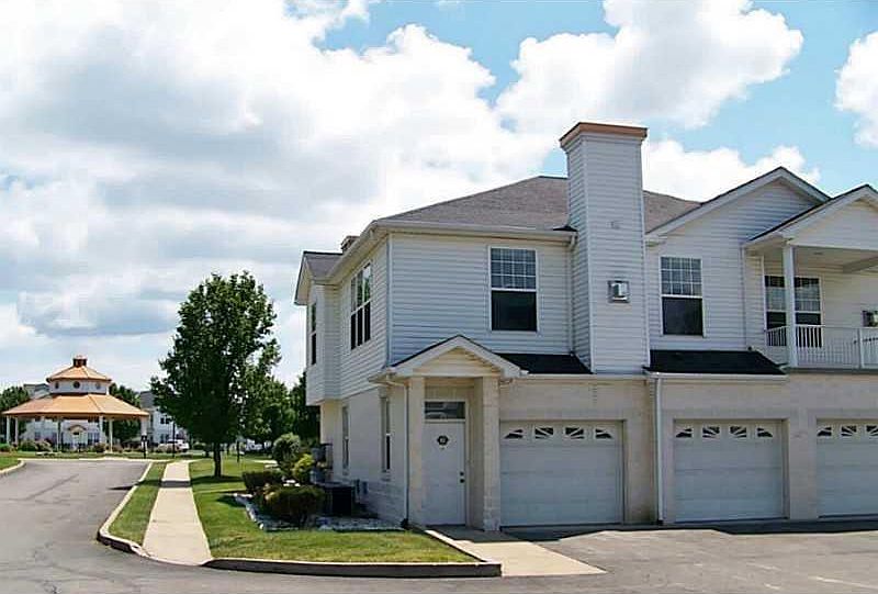 2nd image of 230 Adams Pointe Blvd Unit 10