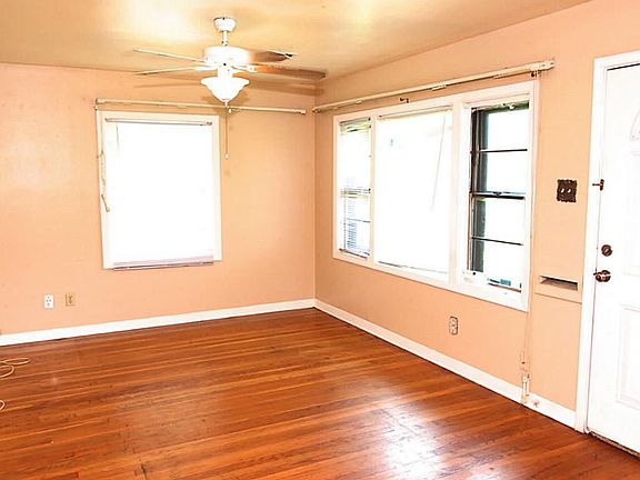 3rd image of 2504 11th St.