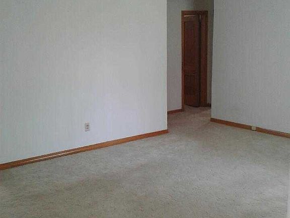 2nd image of 1611 NW Smith Ave