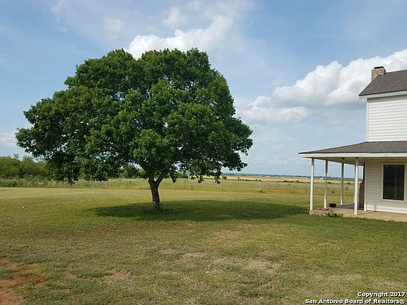 4th image of 800 County Road 302