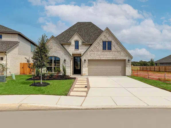 208 Mountain Oak, Castroville, TX 78009