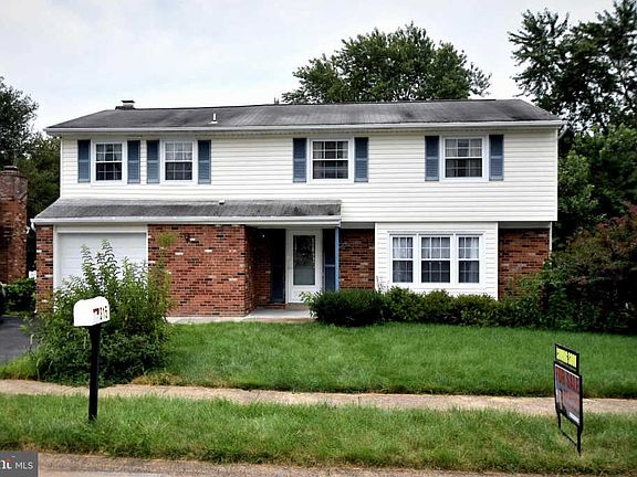 3rd image of 315 Hudson Dr