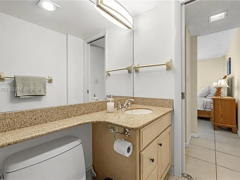 5 Bluebill Ave #403 — Photo 21