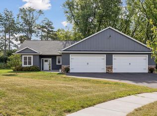 122 Raymond Ave, River Falls, WI 54022