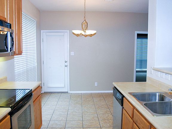 3rd image of 10918 Toscana Isle