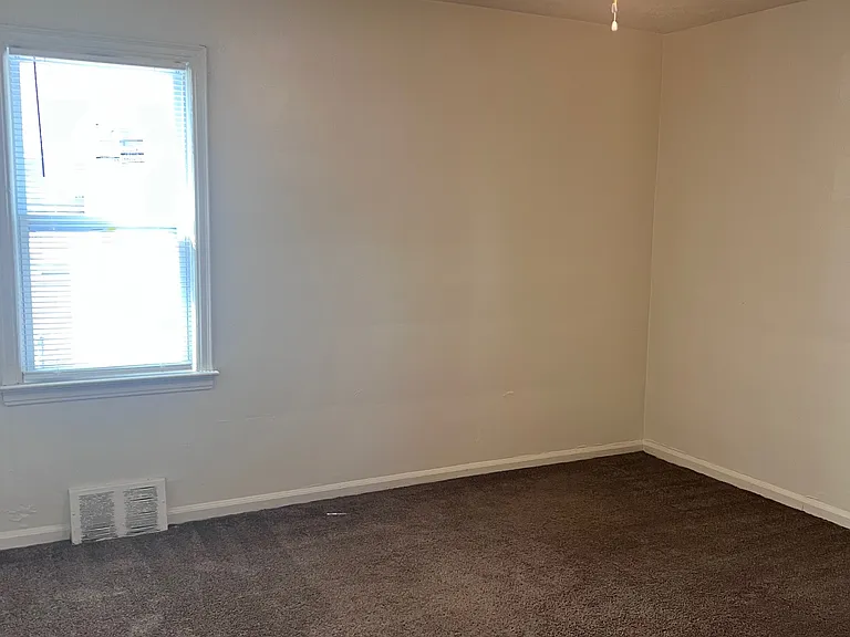 6483 Brace St — Photo 9